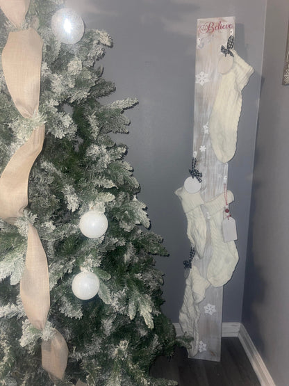 Christmas stocking holder vertical
